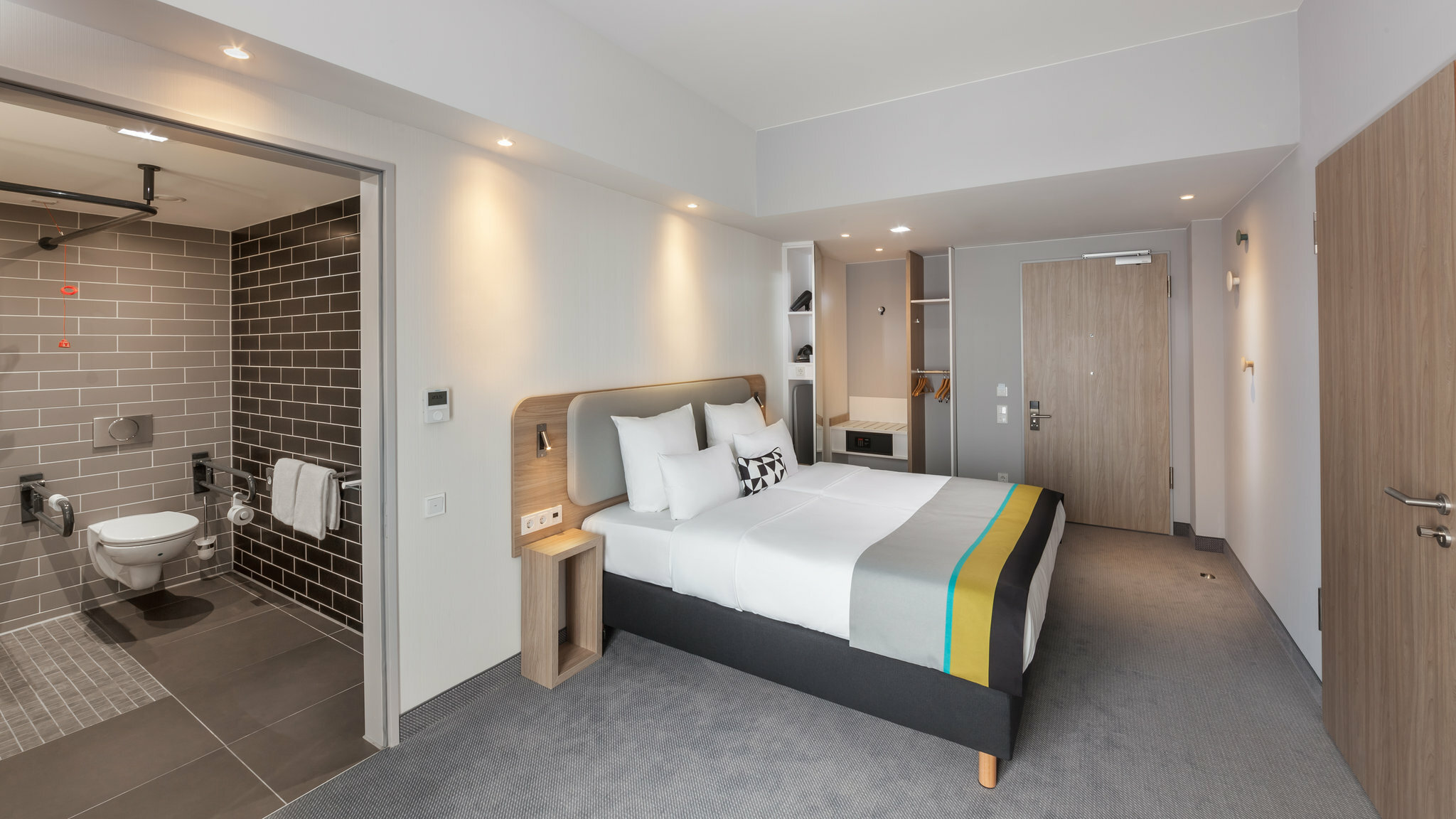 Фото Holiday Inn Express Munich - City East, an Ihg Hotel