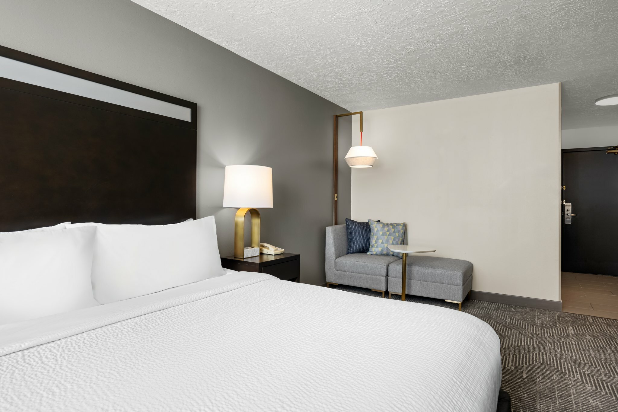Фото Holiday Inn Hotel & Suites Albuquerque Airport, an Ihg Hotel