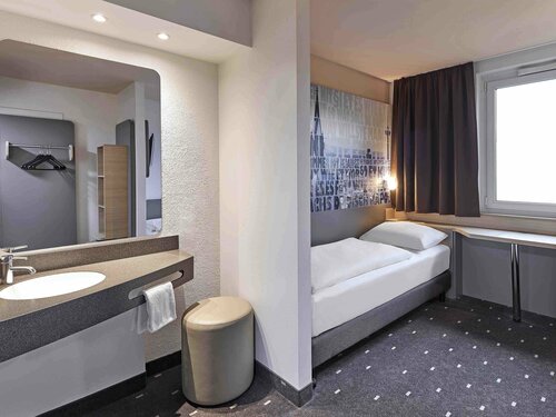Гостиница B&b Hotel Köln-West во Фрехене