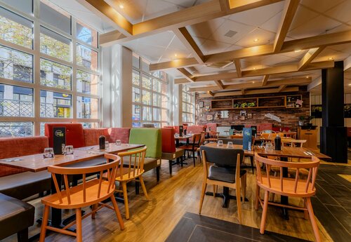 Гостиница B&B HOTEL Lille Roubaix Centre Grand-Place в Рубе