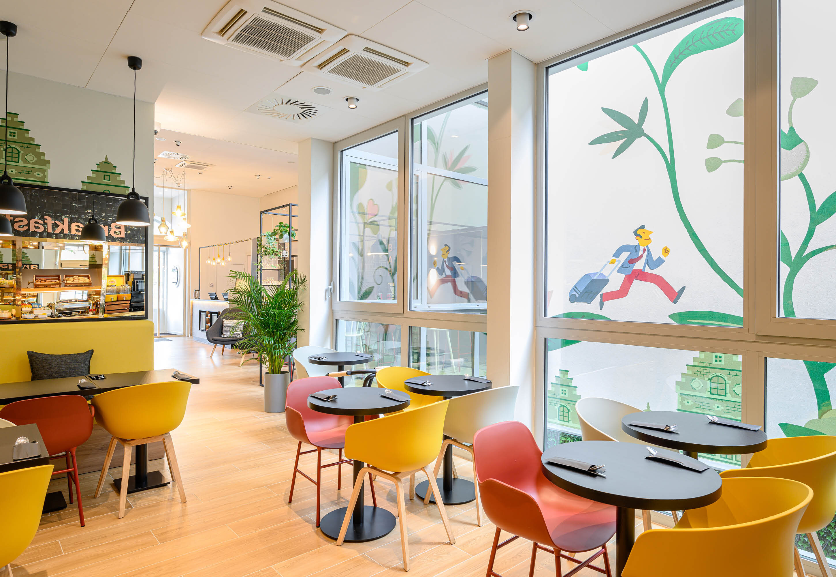 Фото B&b Hotel Brussels Centre Gare du Midi