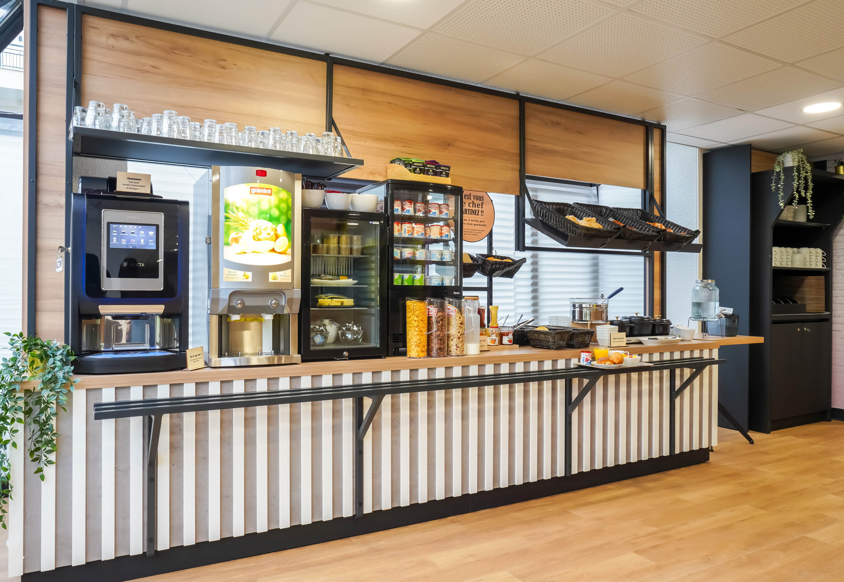 Фото B&b Hôtel Paris Châtillon