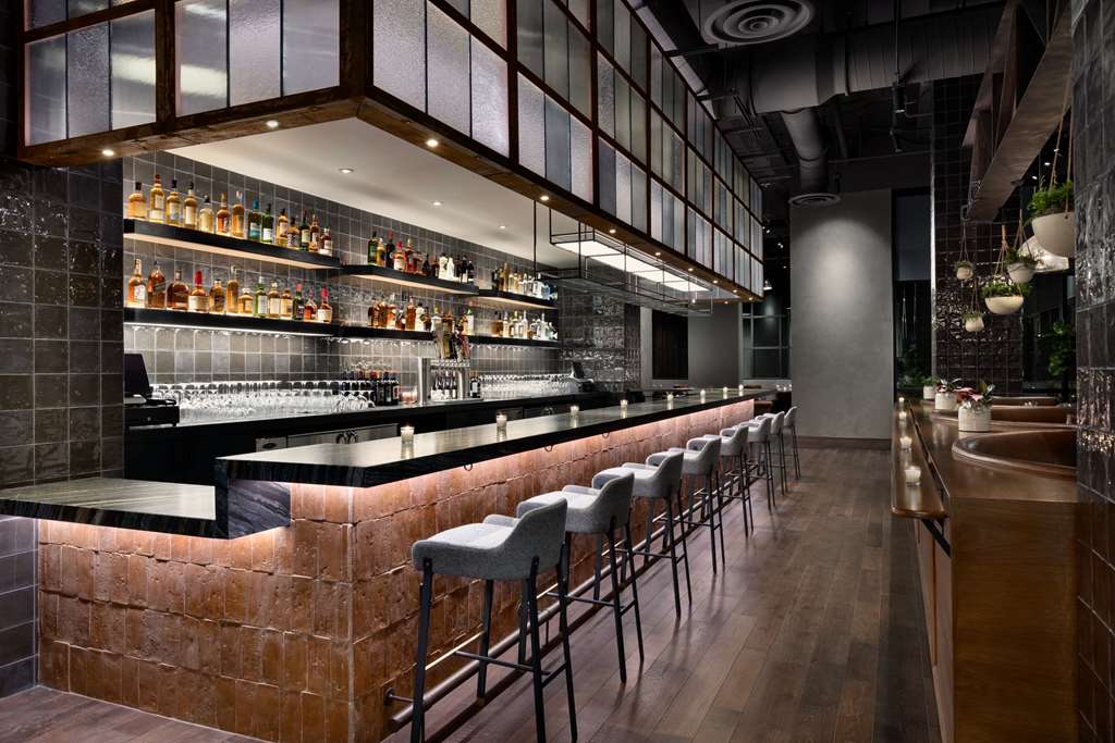 Фото Valley Hotel Homewood Birmingham, Curio Collection by Hilton