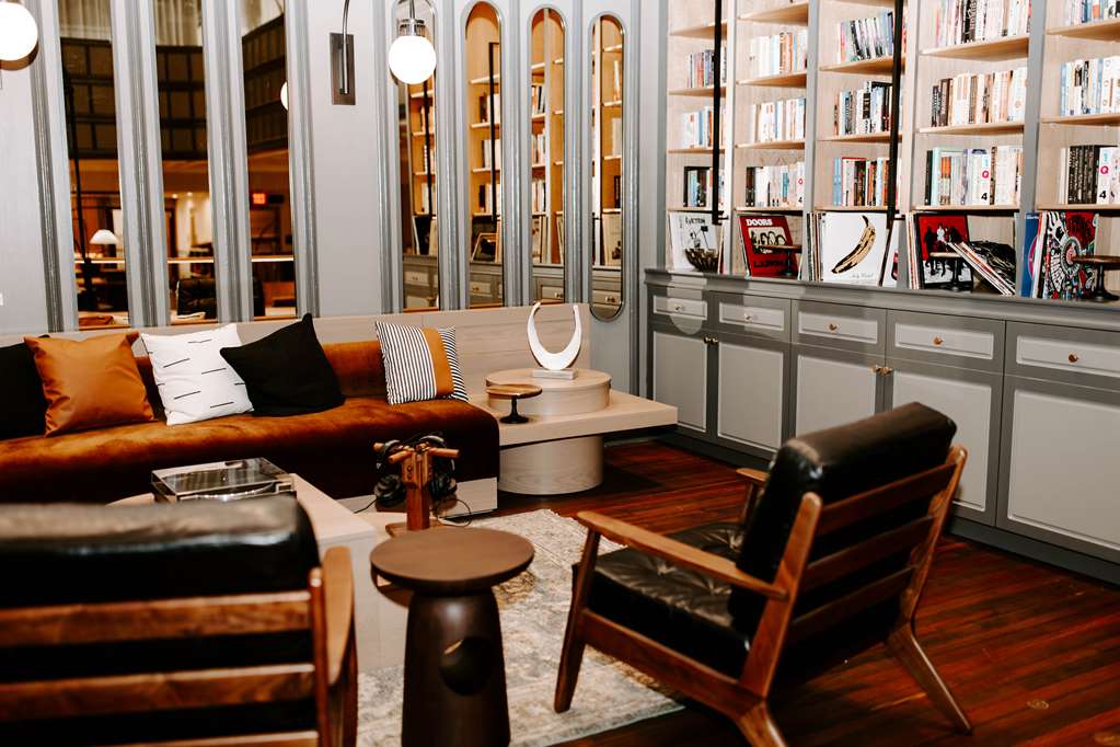 Фото Joinery Hotel Pittsburgh, Curio Collection by Hilton