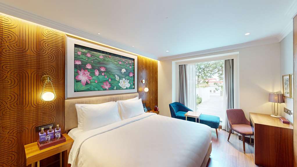 Фото Radisson Blu Hotel & Suites GRT Chennai