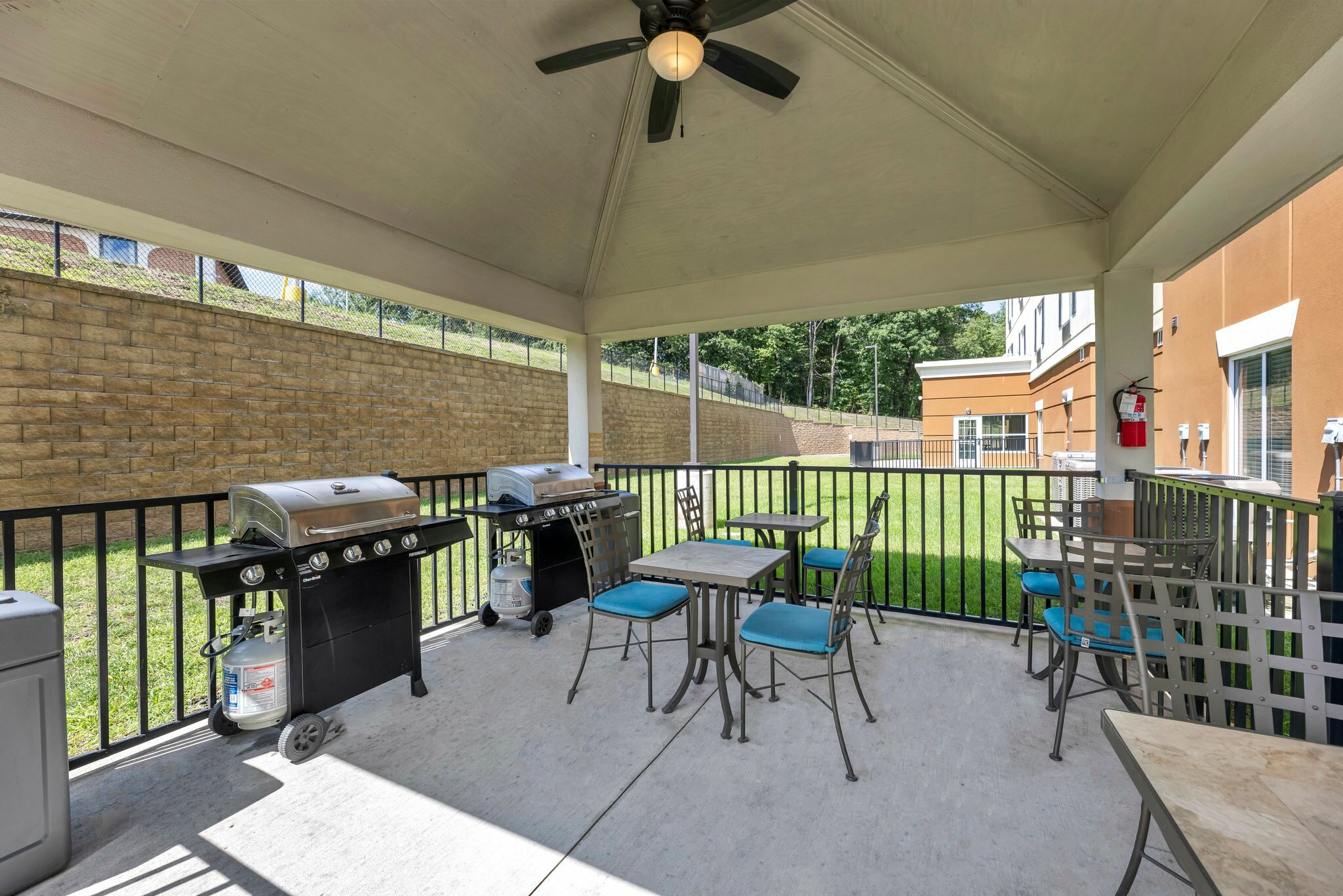 Фото Candlewood Suites Dumfries - Quantico, an Ihg Hotel