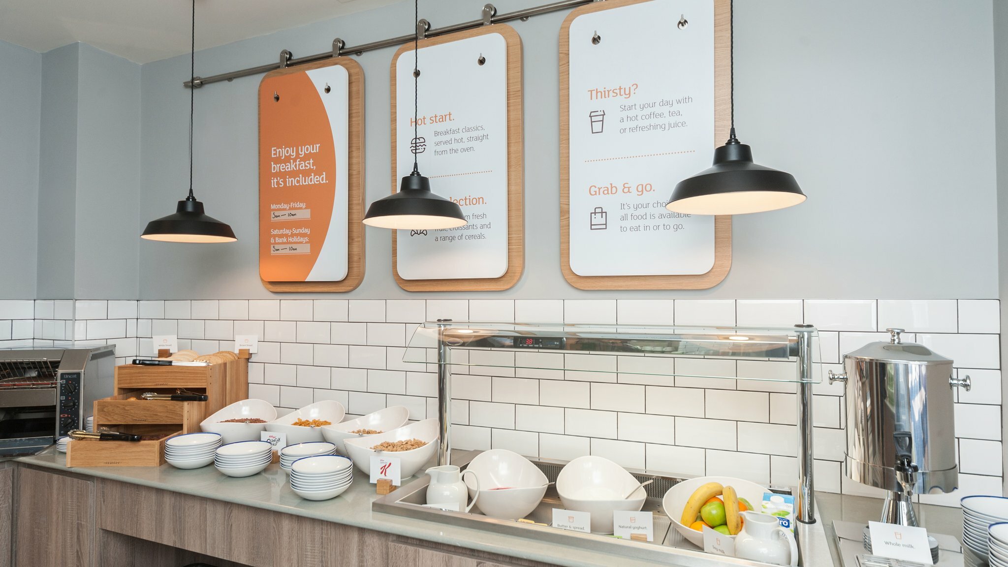 Фото Holiday Inn Express Aberdeen Airport