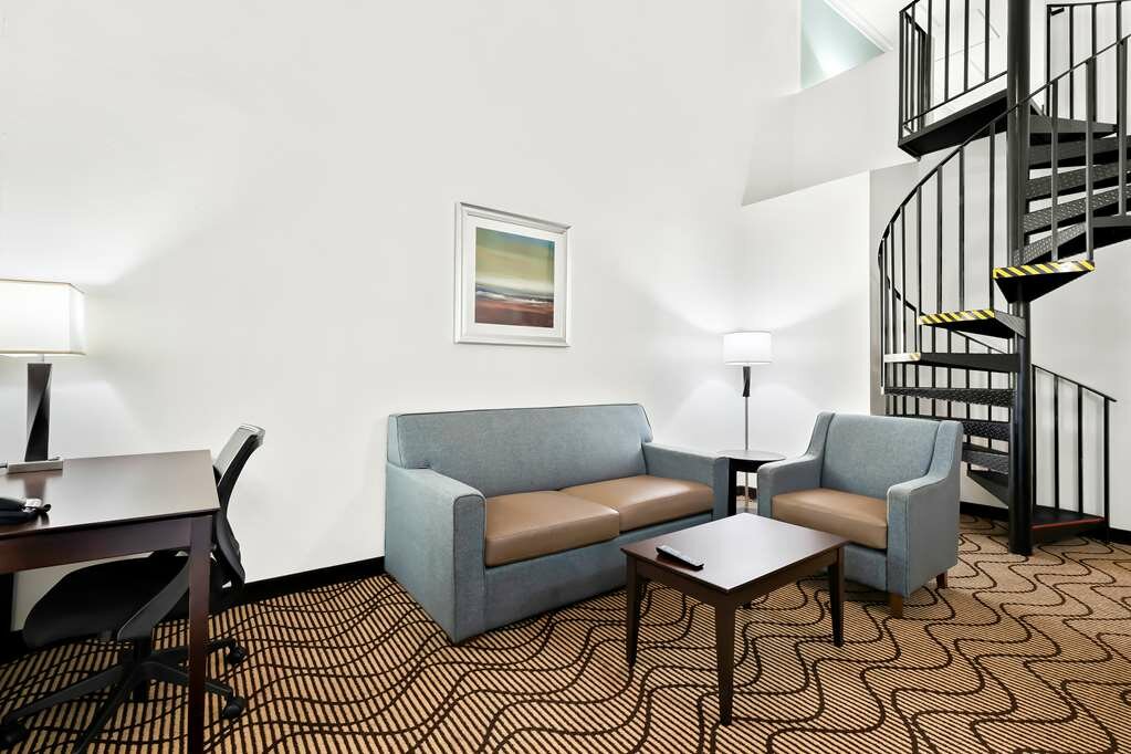 Фото Best Western Plus Irvine Spectrum Hotel