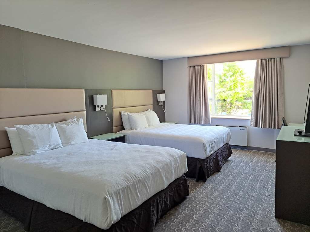 Фото Best Western Plus Vancouver Airport Hotel
