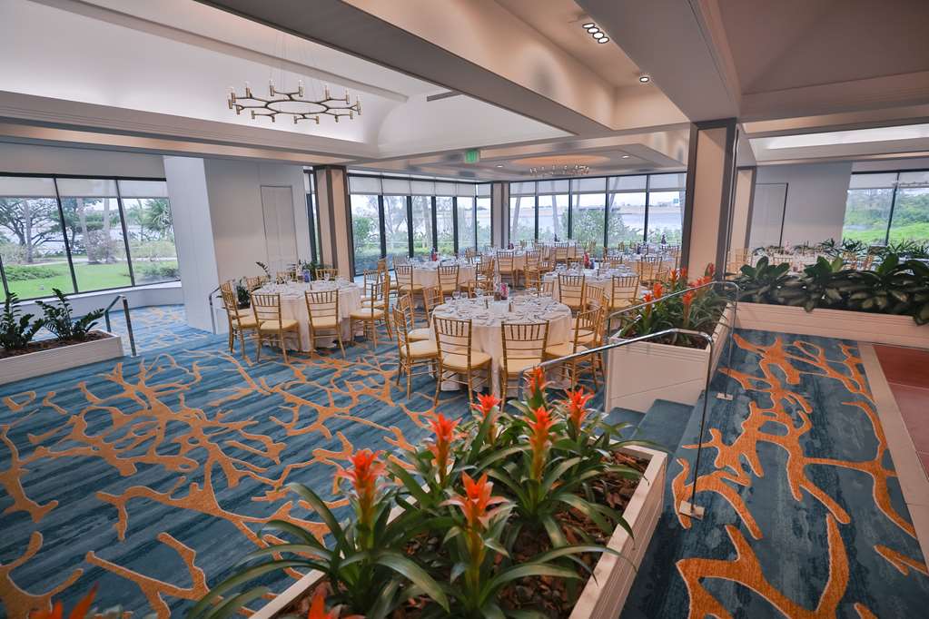 Фото Hilton Miami Airport Blue Lagoon