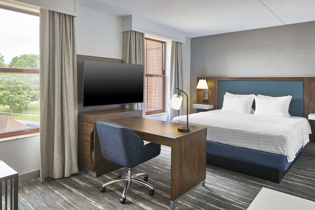 Фото Hampton Inn & Suites Saratoga Springs Downtown