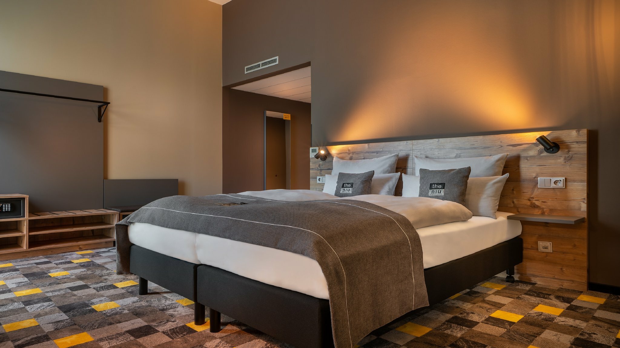 Фото The niu Timber