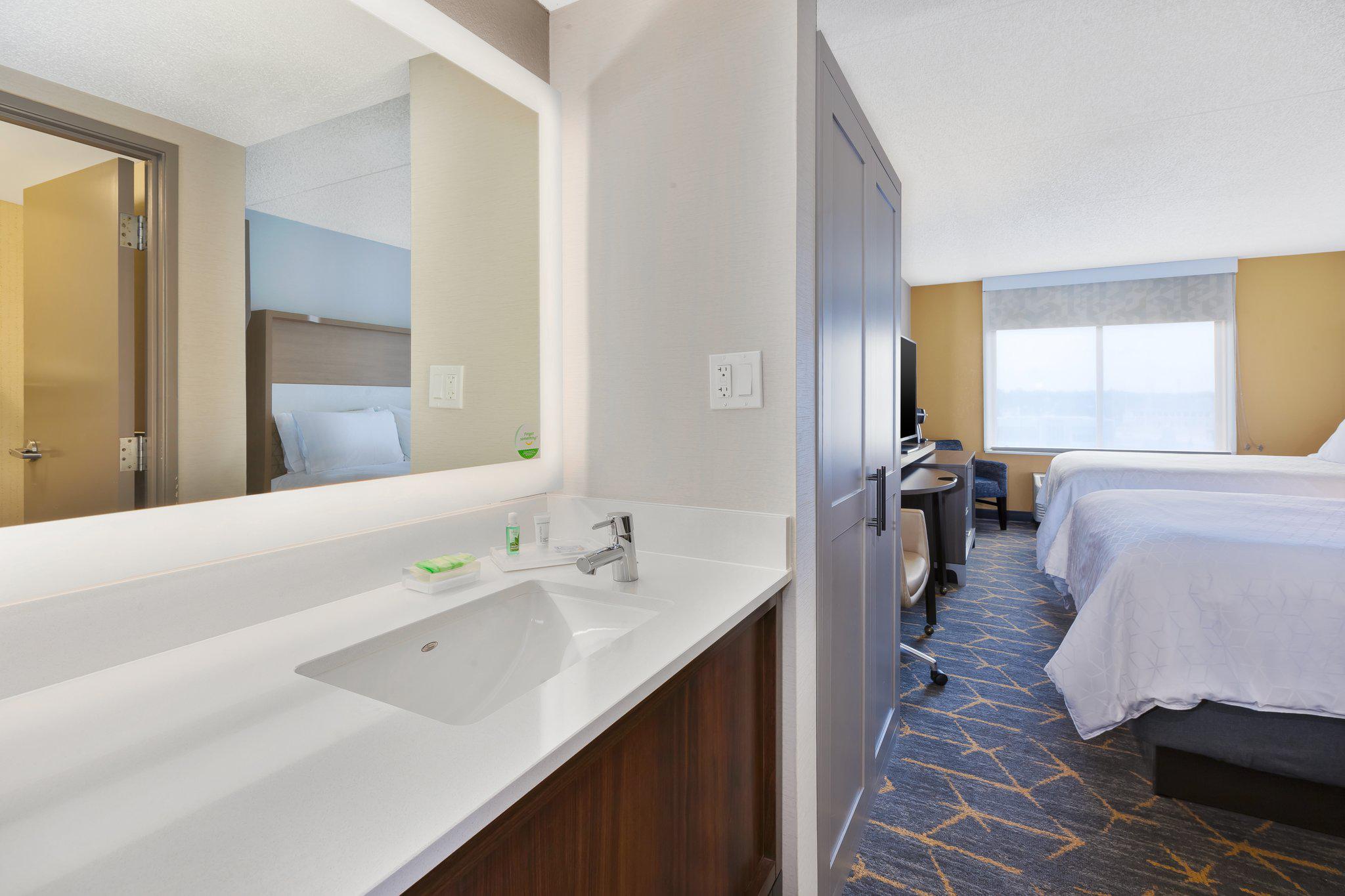 Фото Holiday Inn Grand Rapids Downtown, an Ihg Hotel