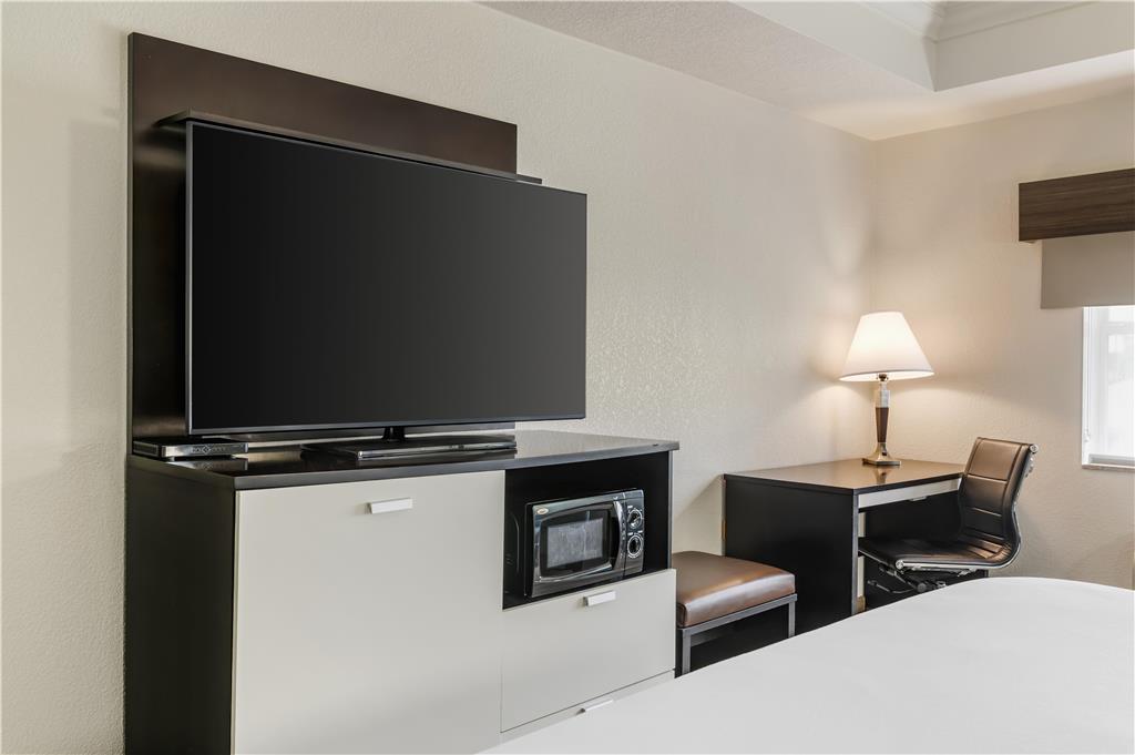 Фото Best Western Plus Jfk Inn & Suites