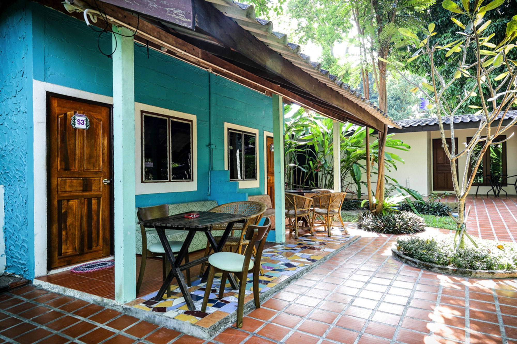 Фото Poohbar Resort & Lotusdive