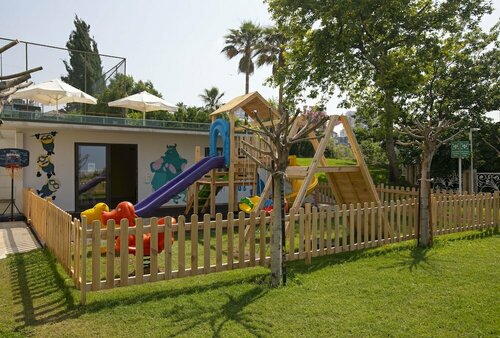 Гостиница Falcon Hotel в Анталье