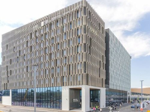 Гостиница Comfort Hotel Helsinki Airport в Вантаа