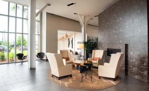 Гостиница DoubleTree by Hilton Hotel and Suites Charleston Airport в Гус-Крик