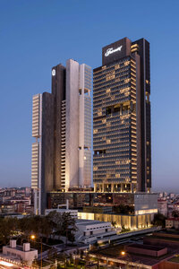 отель Fairmont Quasar Istanbul