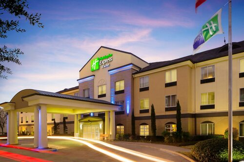 Гостиница Holiday Inn Express & Suites Dfw - Grapevine, an Ihg Hotel в Грейпвайне