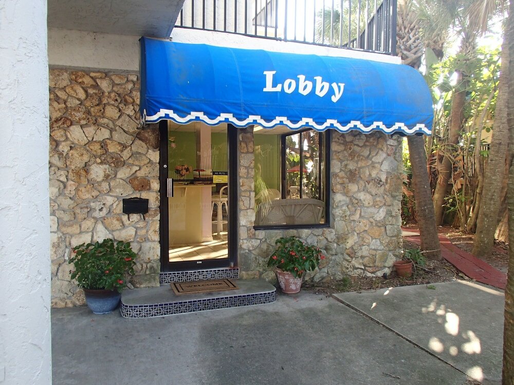 Фото Flamingo Inn Beachfront