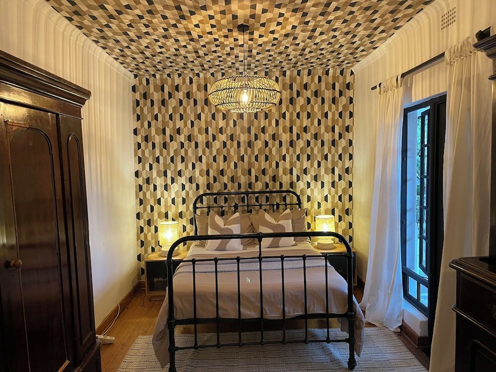 Фото Sandton Farmhouse Executive B&b