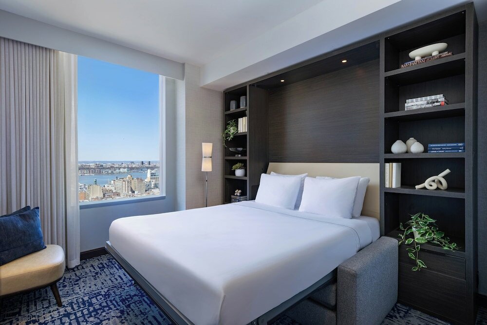 Фото InterContinental New York Times Square, an Ihg Hotel