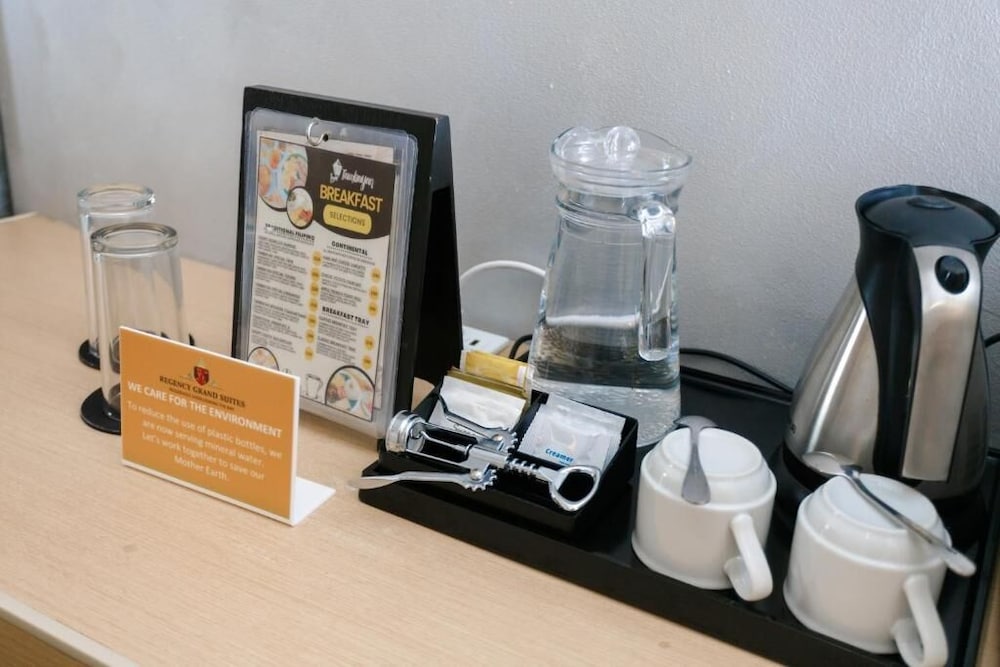 Фото Regency Grand Suites