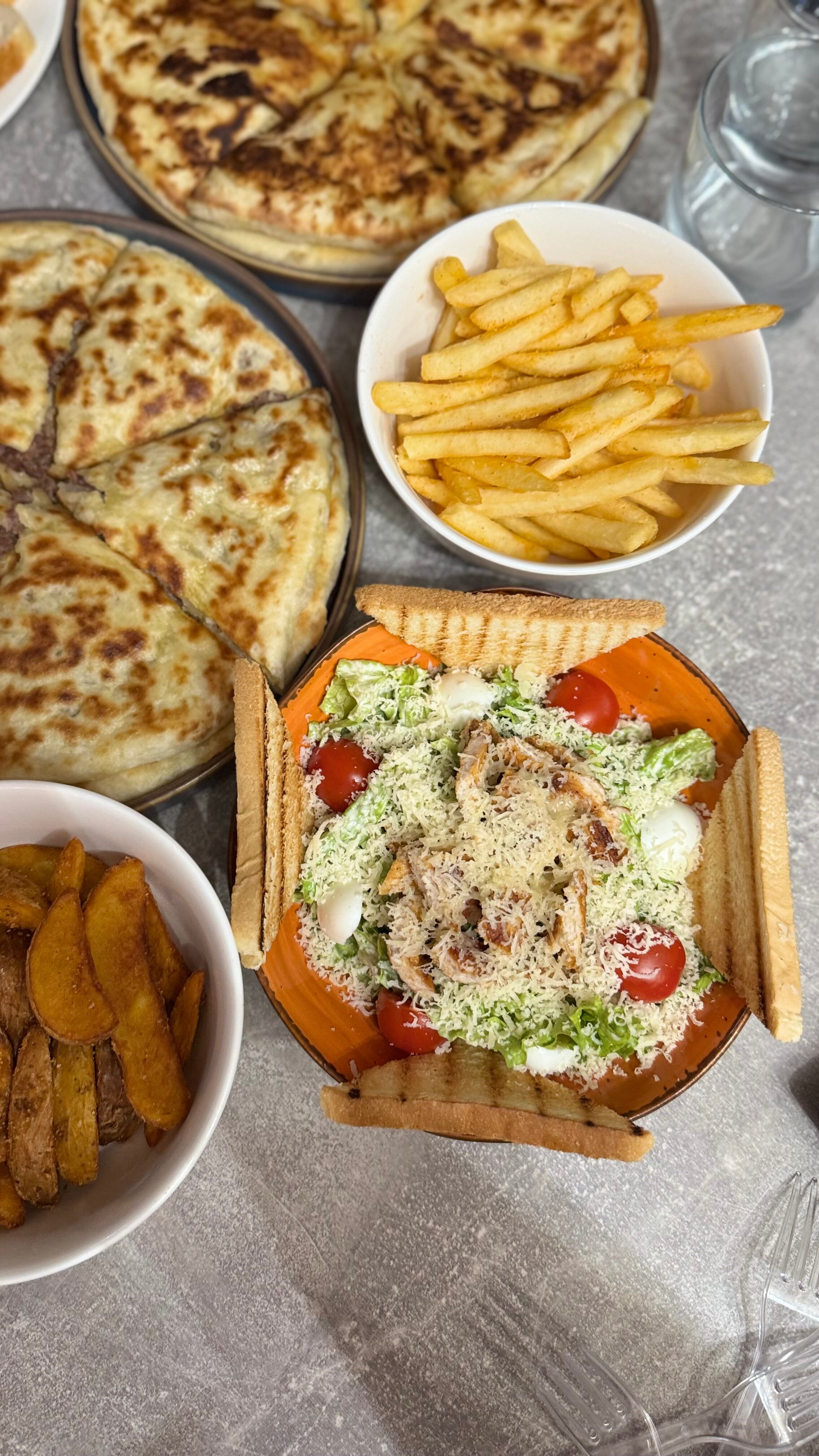 Фото Алан Коттедж