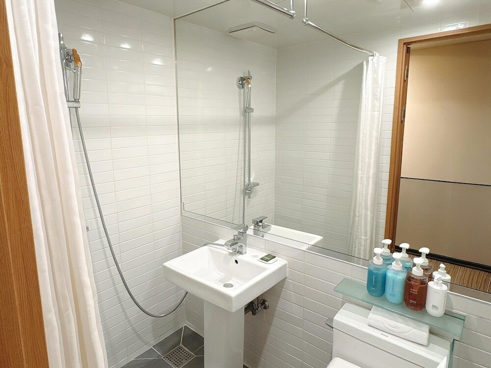 Фото Hotel Skypark Myeongdong I