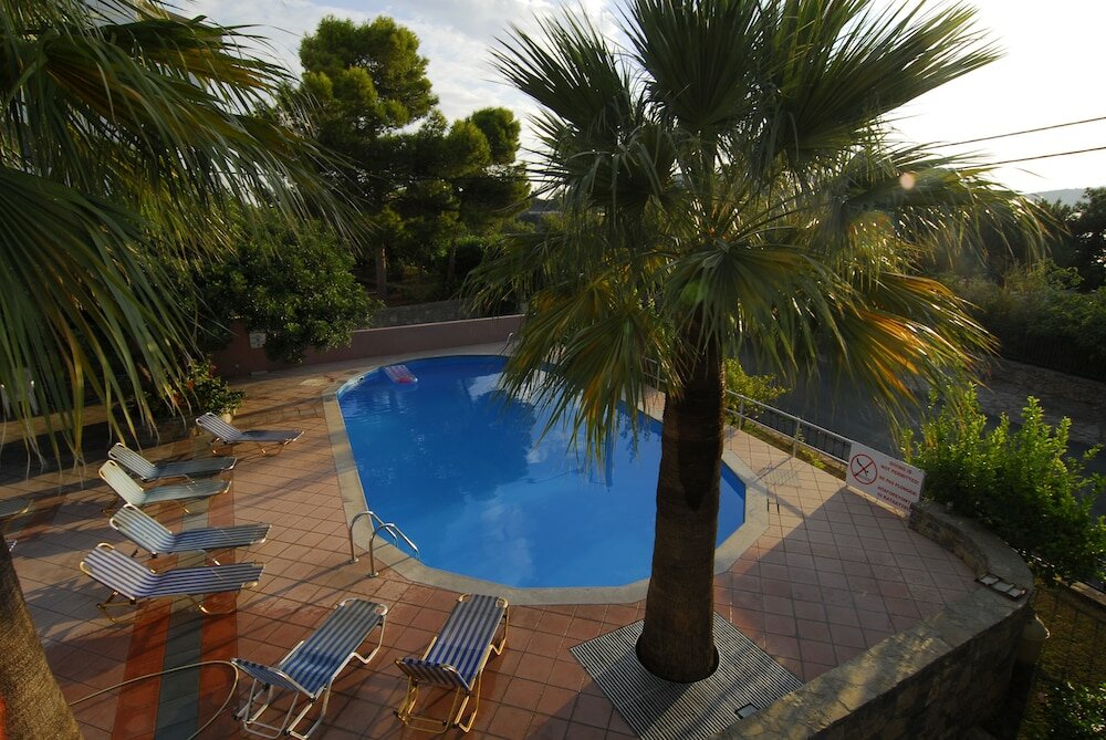 Фото Lato Hotel