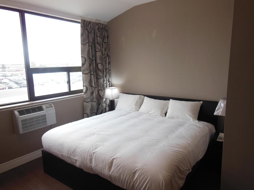 Фото Nu Hotel Toronto