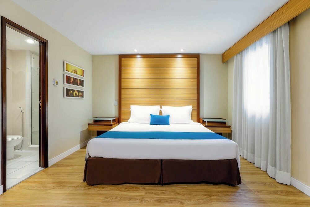 Фото Bourbon Ibirapuera Convention Hotel