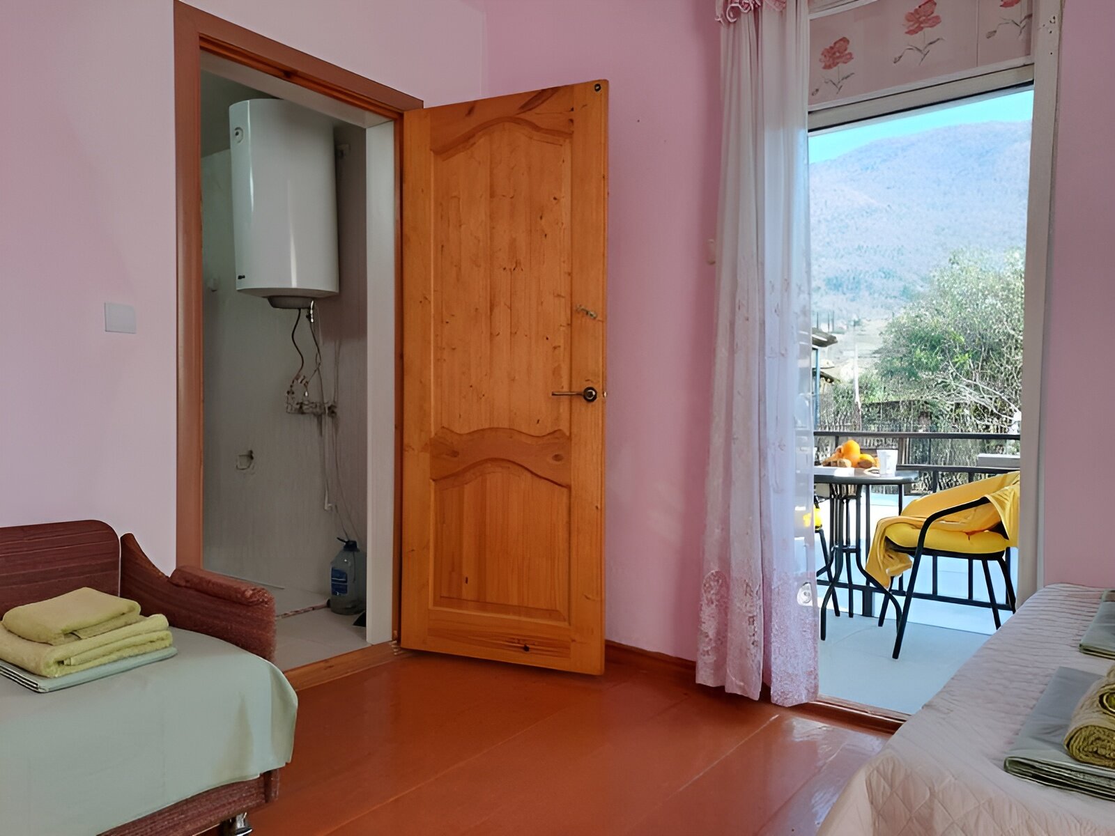 Фото У своих