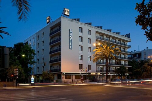 Гостиница Nh Avenida Jerez в Херес-де-ла-Фронтера