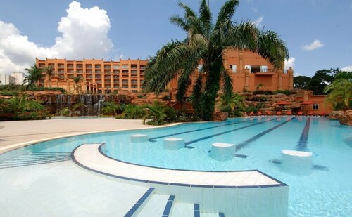 Гостиница Отель Kampala Serena в Уганде