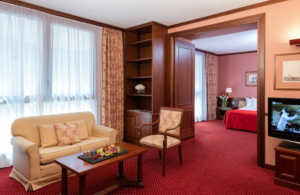 Фото Leonardo Hotel Milan City Center