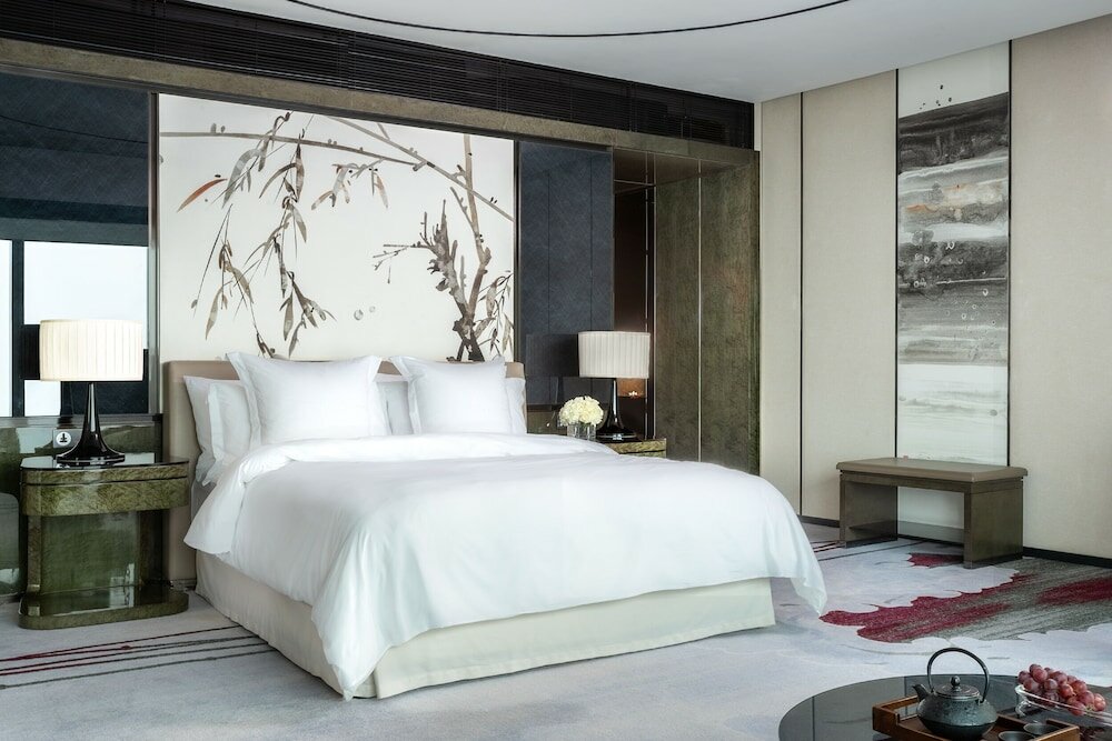 Фото Four Seasons Hotel Guangzhou