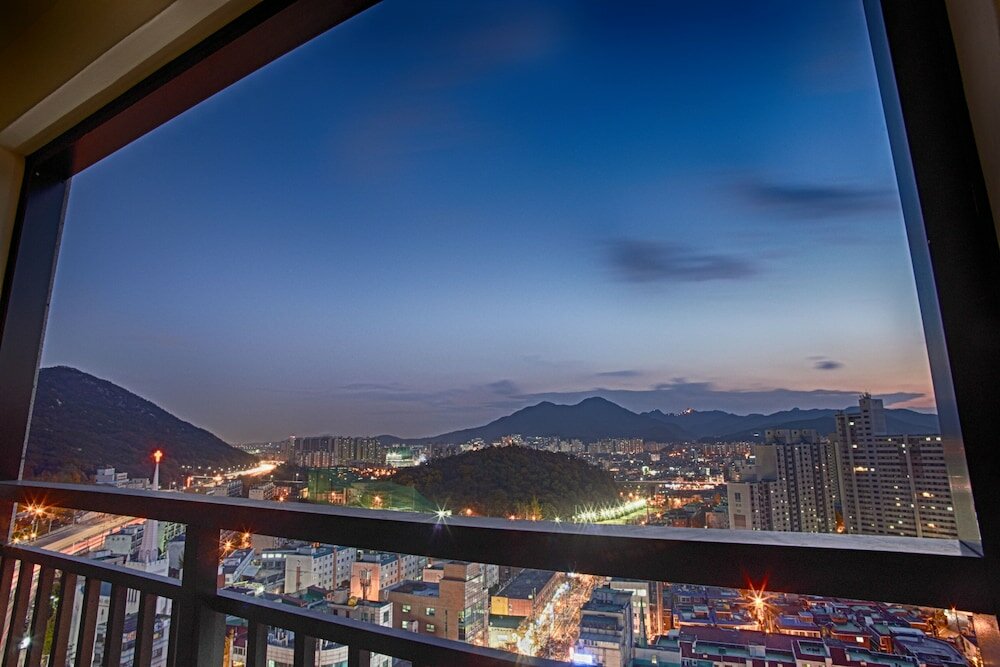 Фото CS Premier Hotel