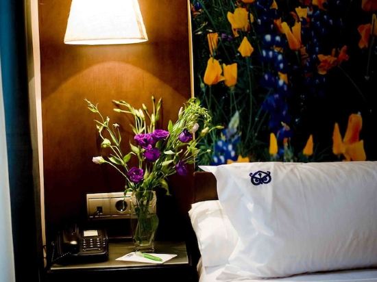 Фото Suites Gran VIA 44 Apartahotel
