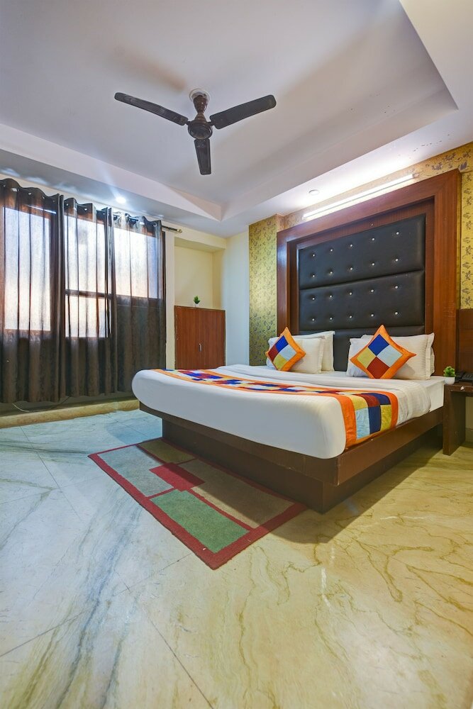 Фото Oyo 7684 Hotel Repose Villa