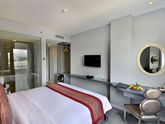 Фото Serela Cihampelas Hotel