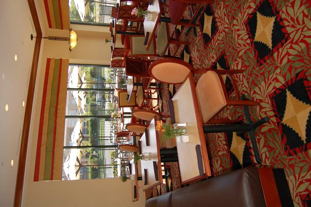Фото Hilton Garden Inn Bowling Green