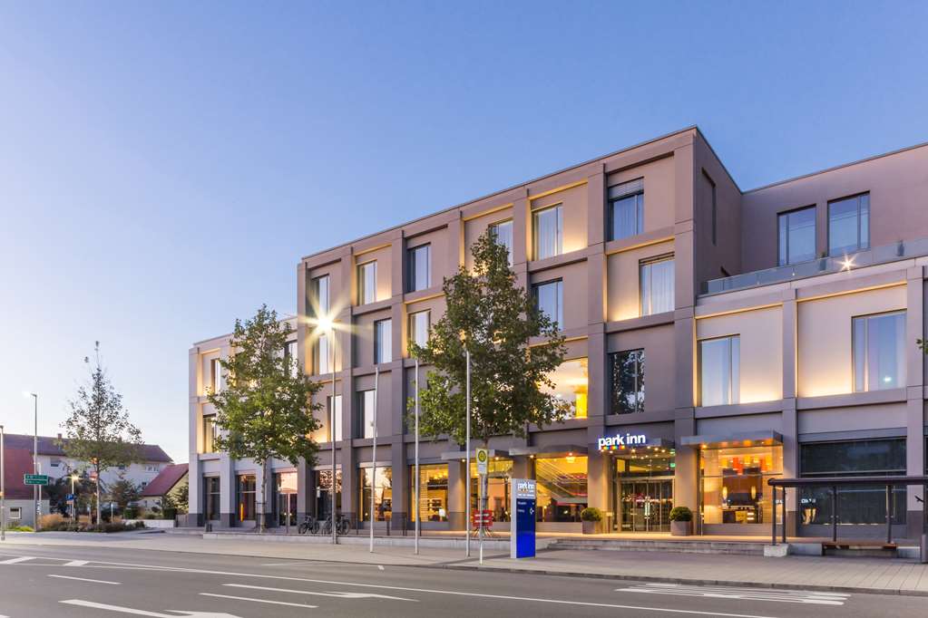 Фото Park Inn by Radisson Neumarkt