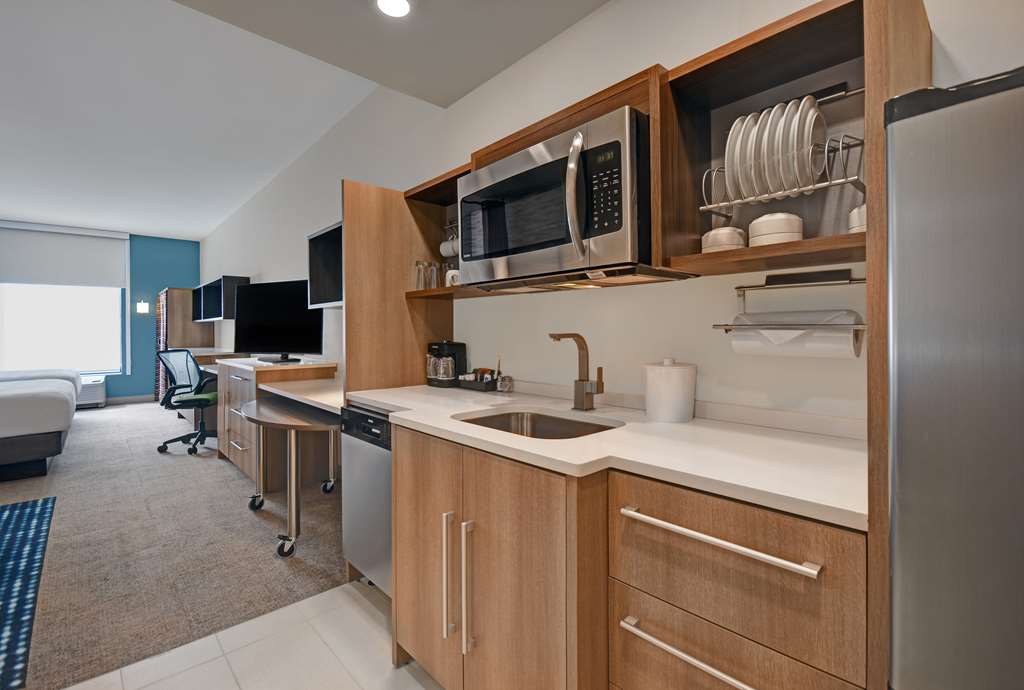 Фото Home2 Suites by Hilton Raleigh North I-540