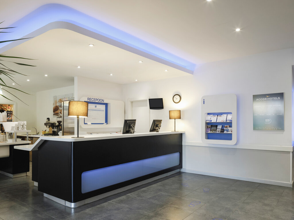 Фото отеля 3