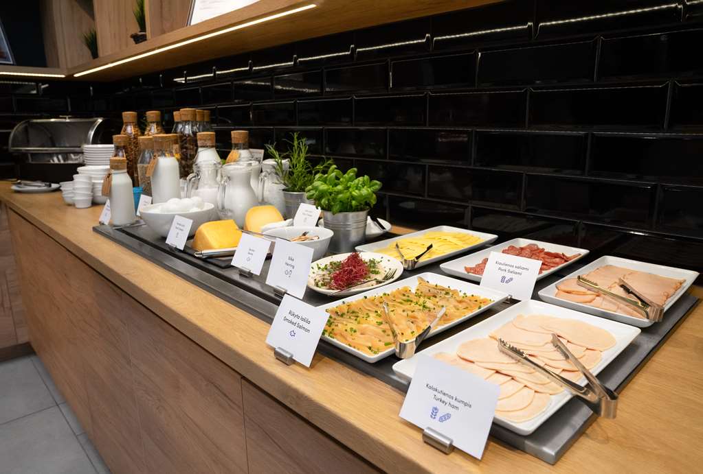 Фото Park Inn by Radisson Vilnius Airport Hotel & Conference Centre