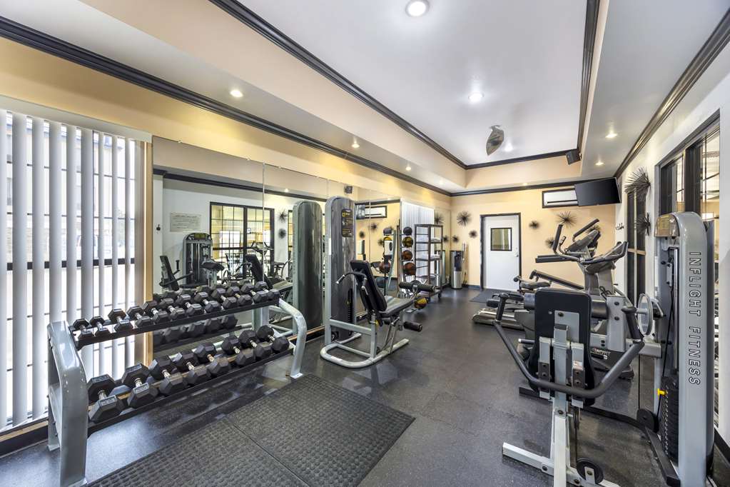 Фото Best Western Plus Emerald Inn & Suites