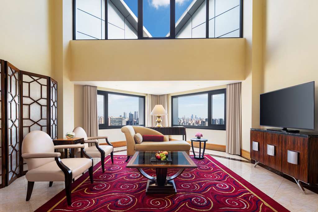 Фото Radisson Collection Hotel Yangtze Shanghai