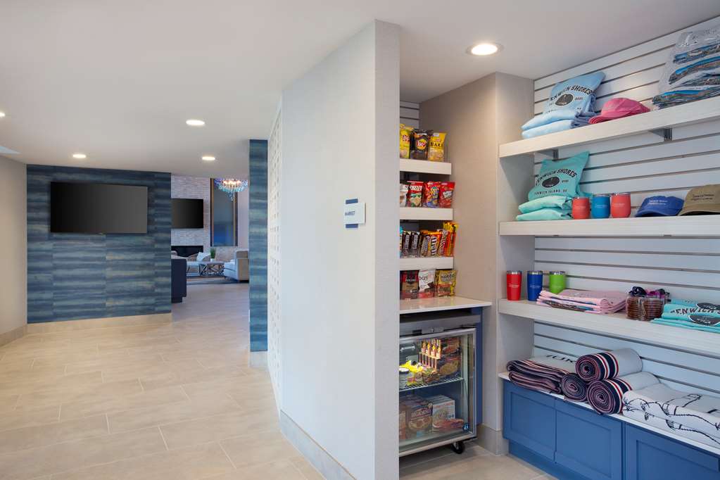 Фото Fenwick Shores, Tapestry Collection by Hilton